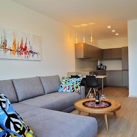 New Cozy 2 Room Pink Apartment Bratislava 058 Exterior photo