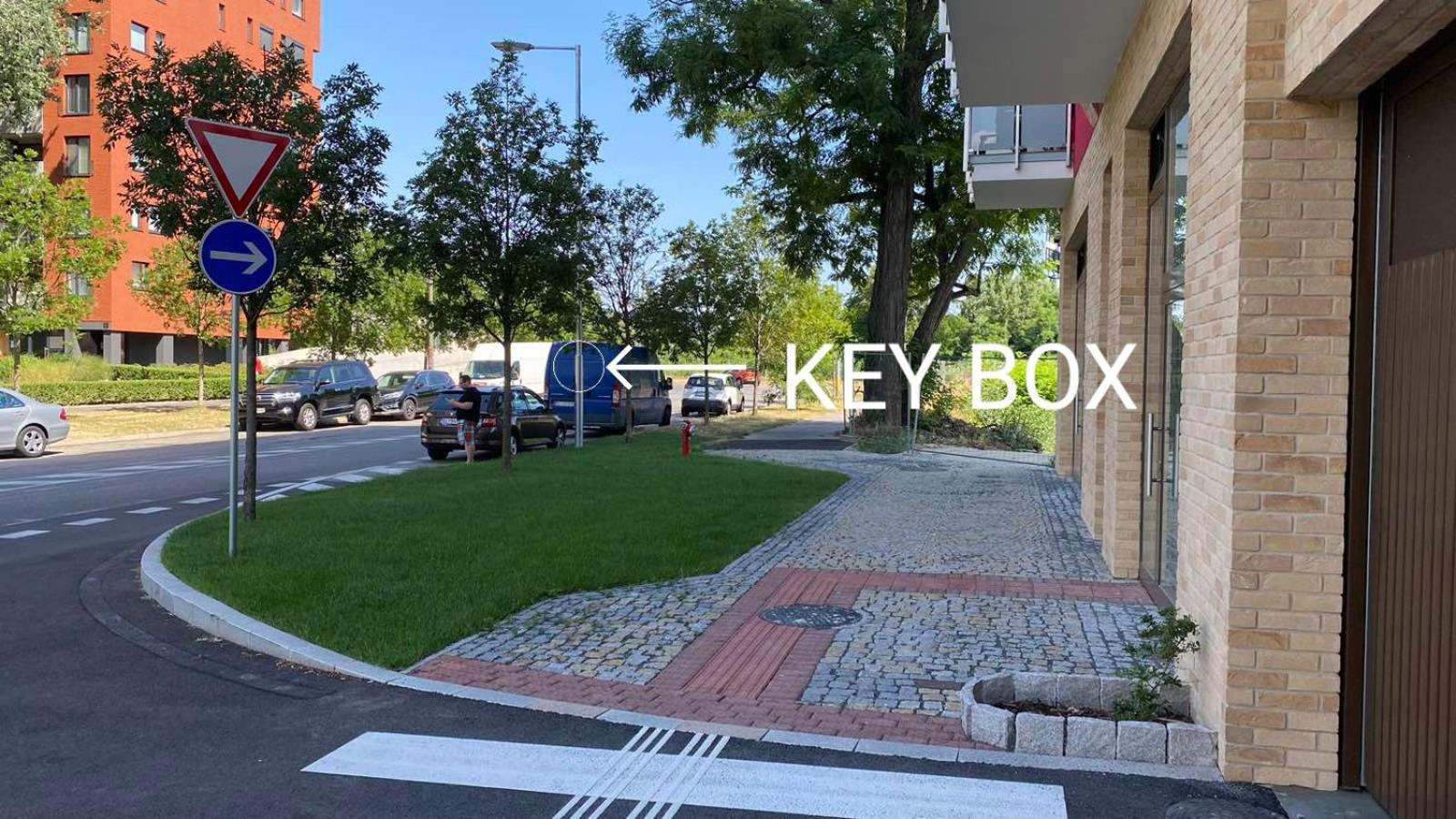 New Cozy 2 Room Pink Apartment Bratislava 058 Exterior photo